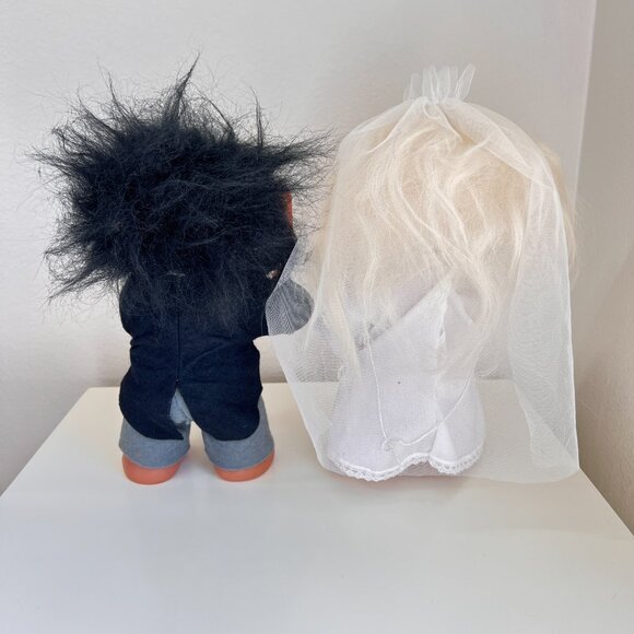 Troll Bride and Groom WEDDING COUPLE Troll Dolls 604 Thomas Dam Denmark 8-11” - Picture 5 of 16